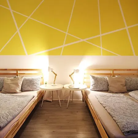 Apartmán Lichtdurchflutetes Altbaustudio - Zentrum 600m