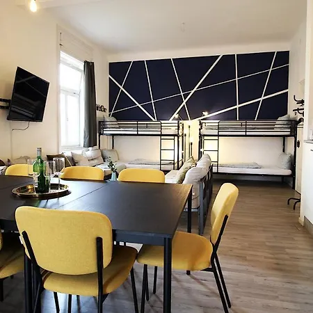 Apartmán Lichtdurchflutetes Altbaustudio - Zentrum 600m *