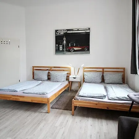 Apartmán Lichtdurchflutetes Altbaustudio - Zentrum 600m *